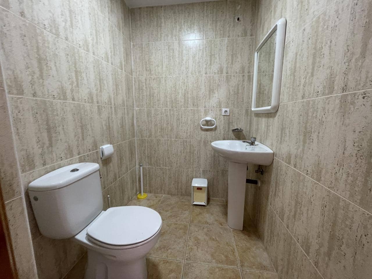 2 soveværelse Lejlighed til salg i La Manga del Mar Menor med swimmingpool garage - € 175.000 (Ref: 10011786)
