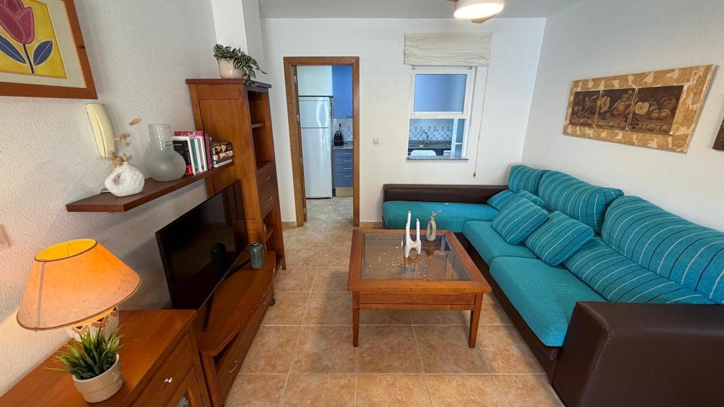 2 soveværelse Lejlighed til salg i La Manga del Mar Menor med swimmingpool garage - € 175.000 (Ref: 10011786)