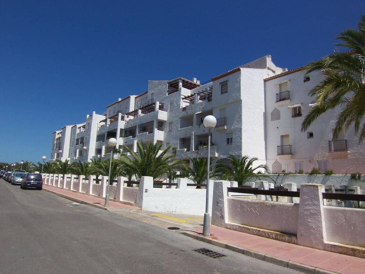 Garage for sale in La Manga del Mar Menor - € 8,495 (Ref: 10011787)
