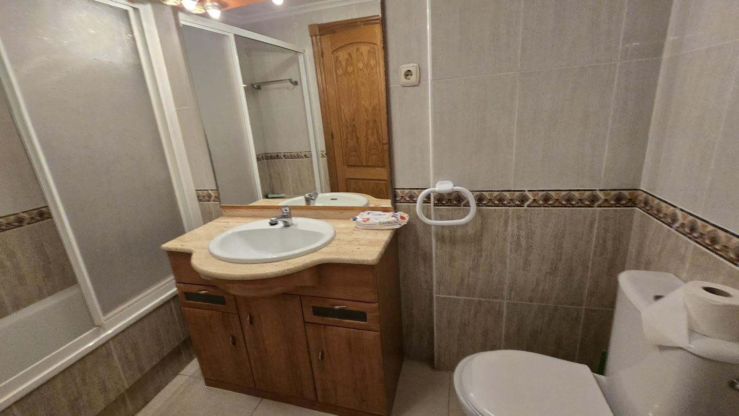 3 slaapkamer Flat te koop in La Manga del Mar Menor met zwembad garage - € 375.000 (Ref: 10011788)
