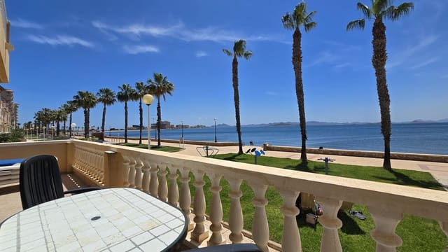 3 slaapkamer Flat te koop in La Manga del Mar Menor met zwembad garage - € 375.000 (Ref: 10011788)