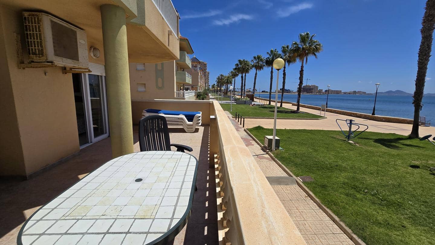 3 slaapkamer Flat te koop in La Manga del Mar Menor met zwembad garage - € 375.000 (Ref: 10011788)