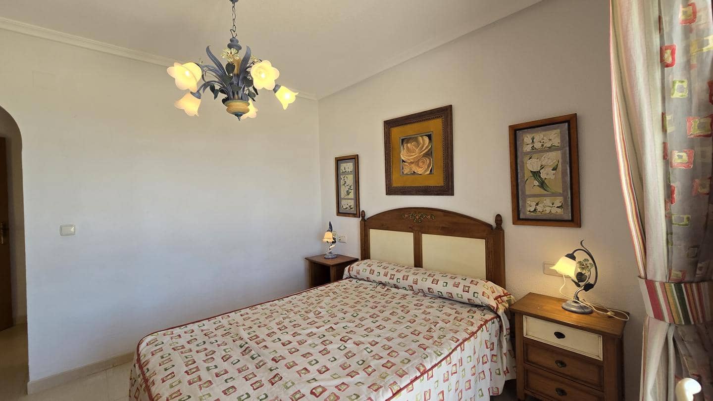 3 slaapkamer Flat te koop in La Manga del Mar Menor met zwembad garage - € 375.000 (Ref: 10011788)