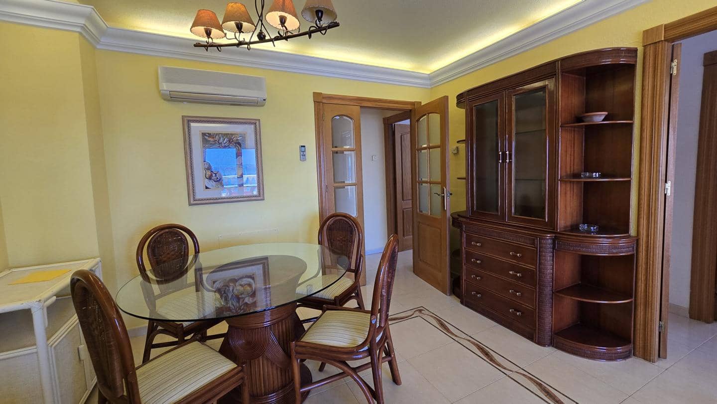 3 slaapkamer Flat te koop in La Manga del Mar Menor met zwembad garage - € 375.000 (Ref: 10011788)