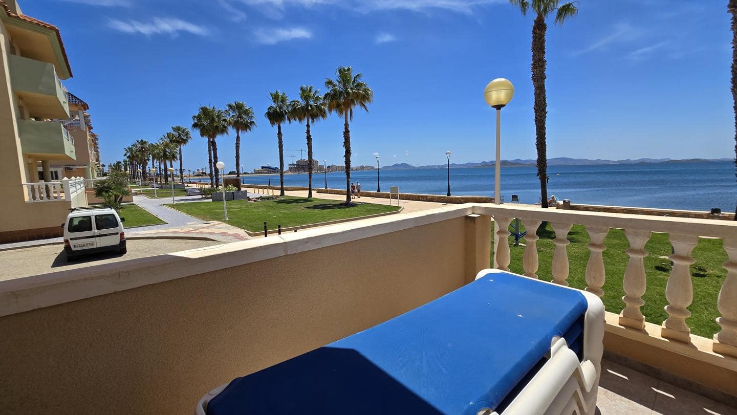 3 slaapkamer Flat te koop in La Manga del Mar Menor met zwembad garage - € 375.000 (Ref: 10011788)