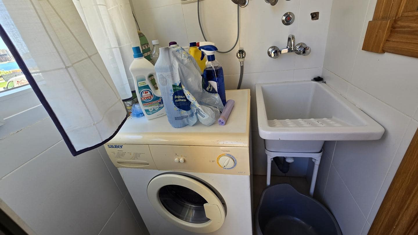 3 slaapkamer Flat te koop in La Manga del Mar Menor met zwembad garage - € 375.000 (Ref: 10011788)