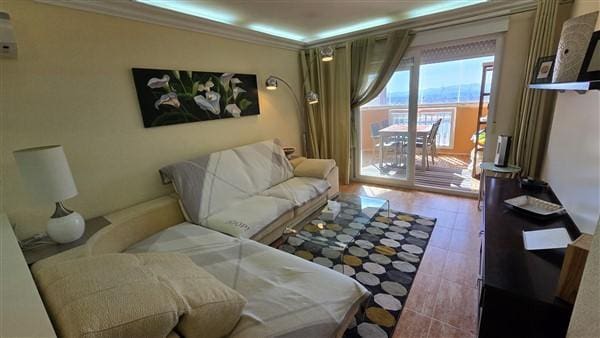 2 soverom Leilighet til salgs i La Manga del Mar Menor med svømmebasseng garasje - € 190 000 (Ref: 10011789)