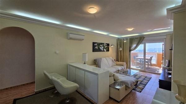 2 soverom Leilighet til salgs i La Manga del Mar Menor med svømmebasseng garasje - € 190 000 (Ref: 10011789)