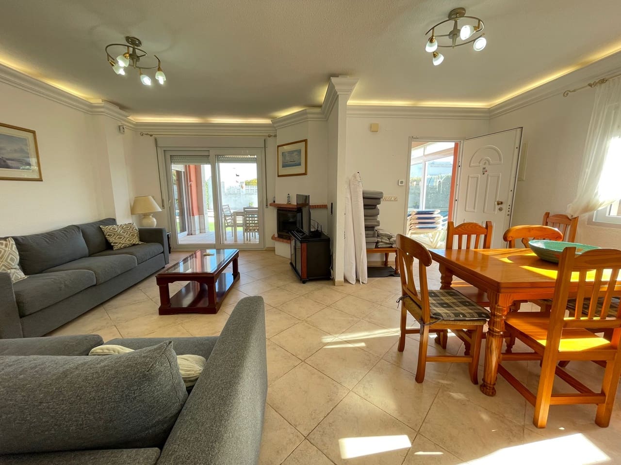 3 bedroom Villa for sale in La Manga del Mar Menor with pool garage - € 369,000 (Ref: 10011790)