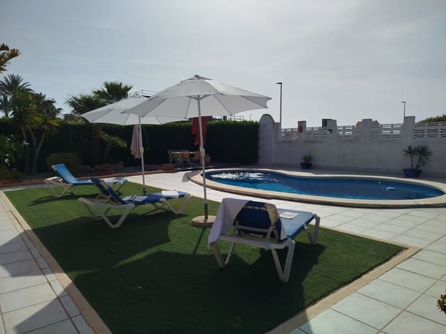 3 slaapkamer Villa te koop in La Manga del Mar Menor met zwembad garage - € 369.000 (Ref: 10011790)