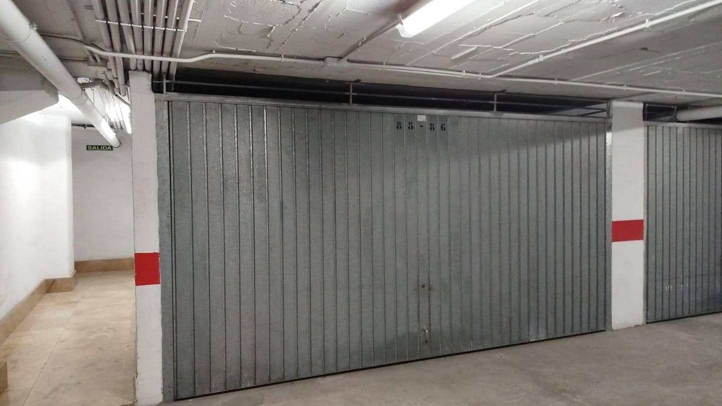 Garage for sale in La Manga del Mar Menor - € 40,000 (Ref: 10011791)