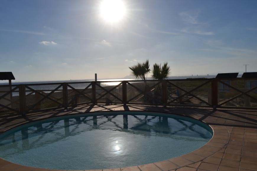 2 soverom Leilighet til salgs i La Manga del Mar Menor med svømmebasseng garasje - € 189 000 (Ref: 10011792)