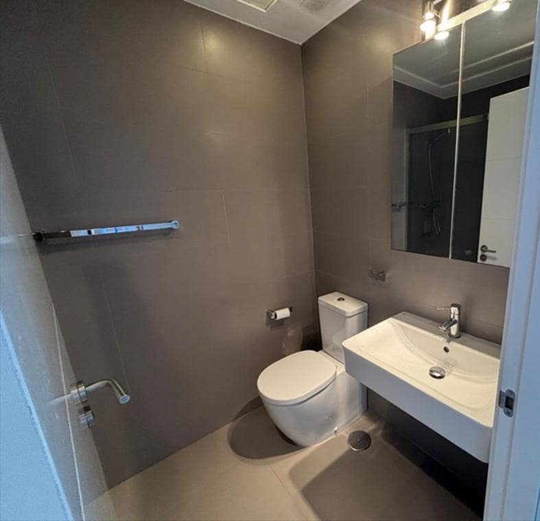 2 soverom Leilighet til salgs i La Manga del Mar Menor med svømmebasseng garasje - € 189 000 (Ref: 10011792)