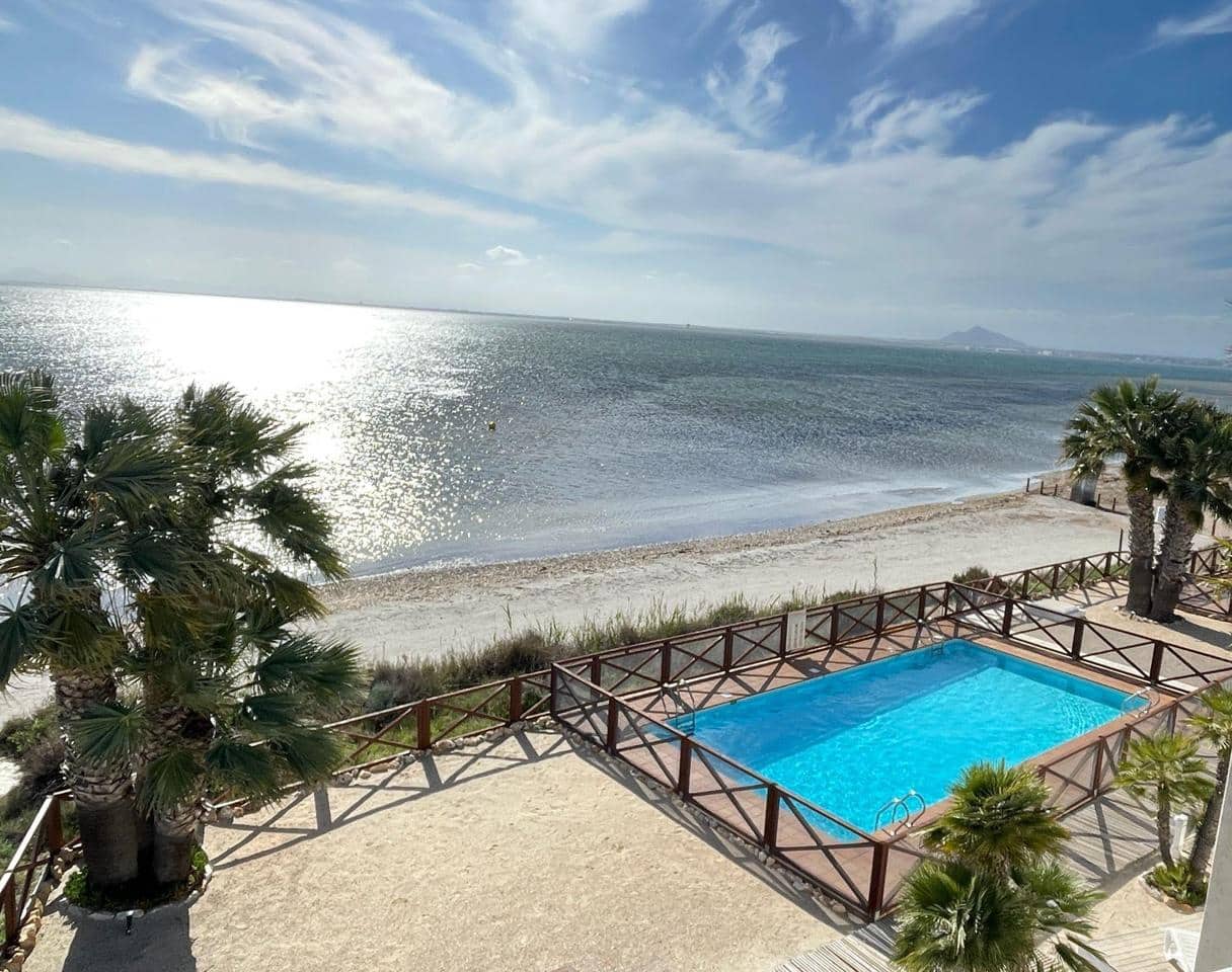 2 soverom Leilighet til salgs i La Manga del Mar Menor med svømmebasseng garasje - € 189 000 (Ref: 10011792)