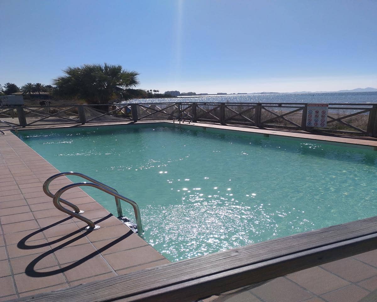 2 soverom Leilighet til salgs i La Manga del Mar Menor med svømmebasseng garasje - € 189 000 (Ref: 10011792)