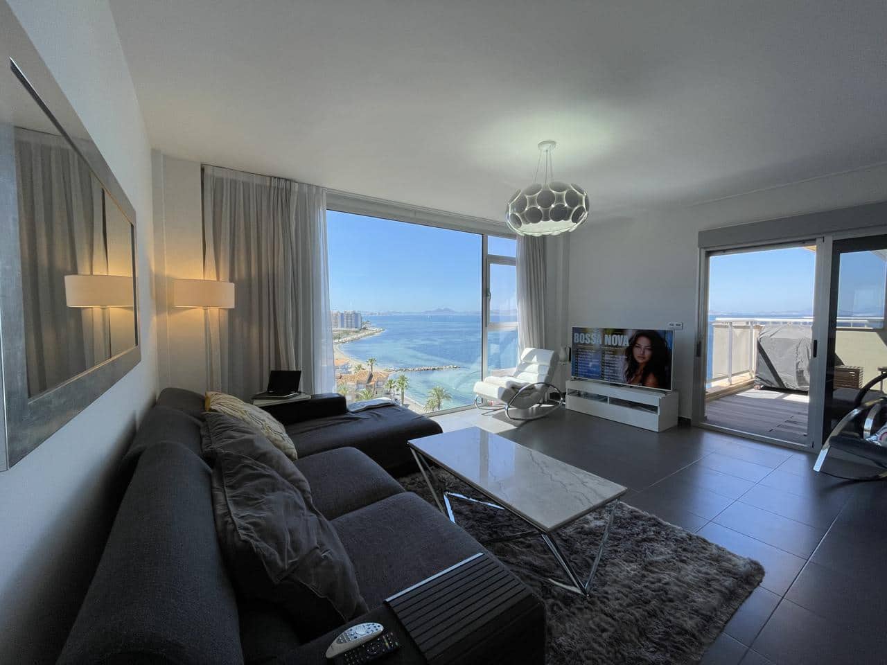 Piso de 3 habitaciones en La Manga del Mar Menor en venta con piscina garaje - 395.000 € (Ref: 10011794)