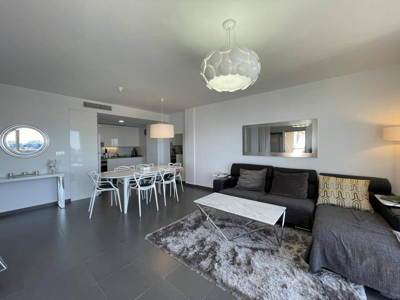 Piso de 3 habitaciones en La Manga del Mar Menor en venta con piscina garaje - 395.000 € (Ref: 10011794)