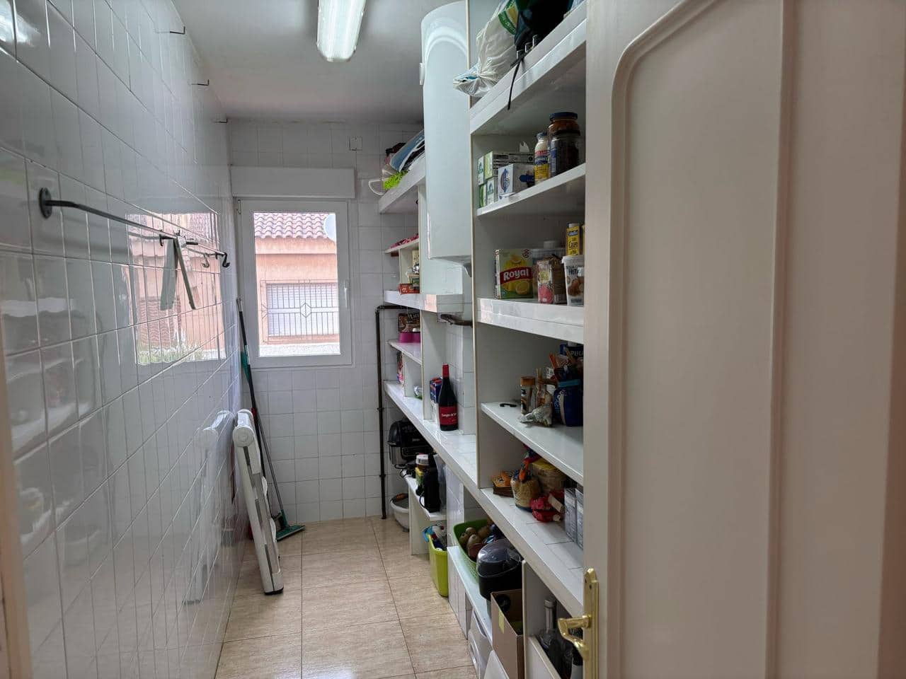 6 sypialnia Willa na sprzedaż w La Manga del Mar Menor z basenem garażem - 610 000 € (Ref: 10011796)