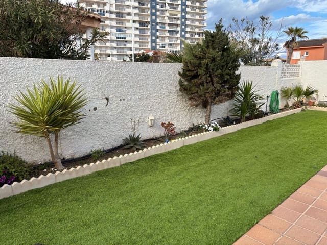 6 sypialnia Willa na sprzedaż w La Manga del Mar Menor z basenem garażem - 610 000 € (Ref: 10011796)