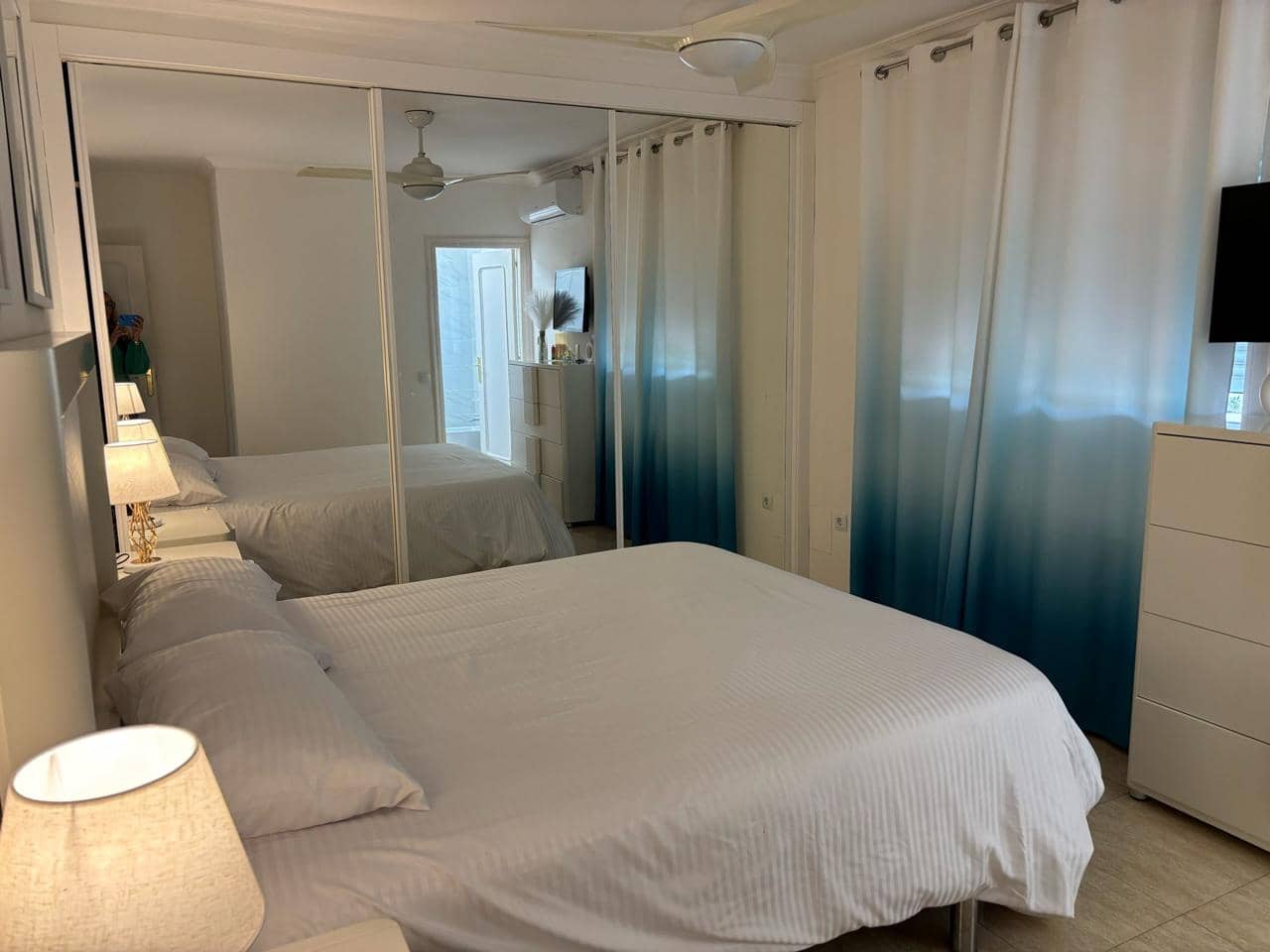6 sypialnia Willa na sprzedaż w La Manga del Mar Menor z basenem garażem - 610 000 € (Ref: 10011796)