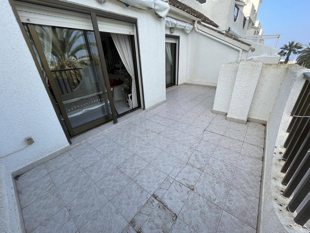 3 sypialnia Mieszkanie na sprzedaż w La Manga del Mar Menor z basenem - 220 000 € (Ref: 10011798)