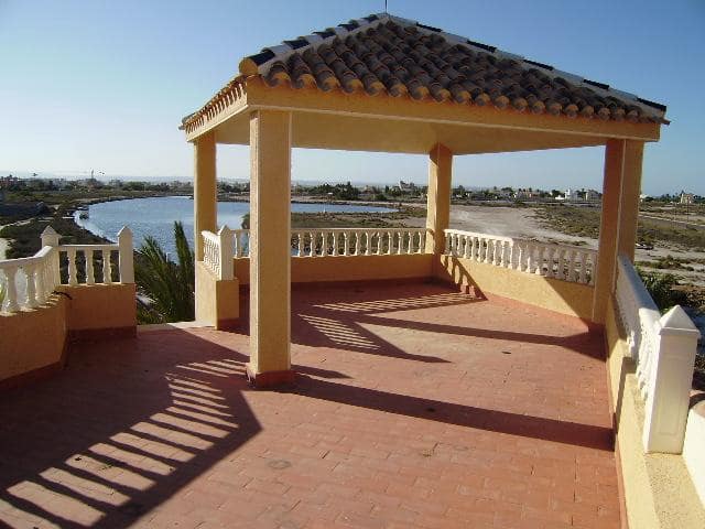 3 soverom Villa til salgs i La Manga del Mar Menor med svømmebasseng garasje - € 780 000 (Ref: 10011804)