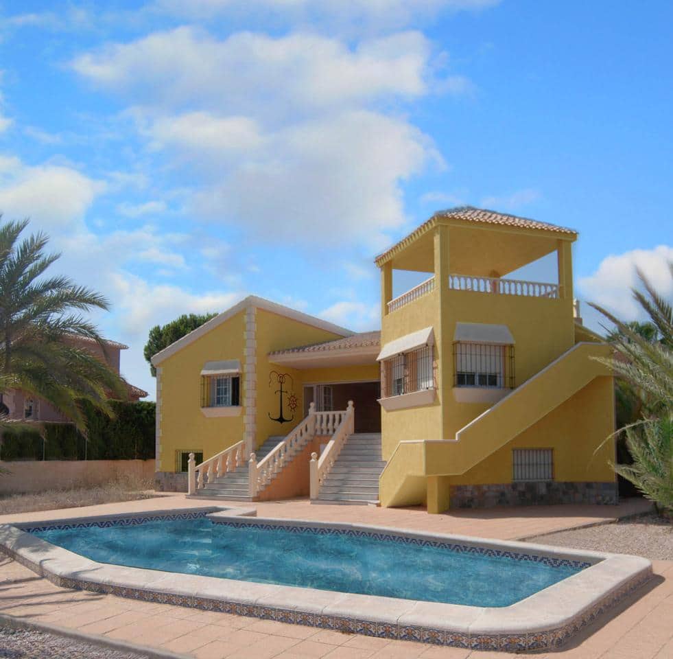 3 soverom Villa til salgs i La Manga del Mar Menor med svømmebasseng garasje - € 780 000 (Ref: 10011804)
