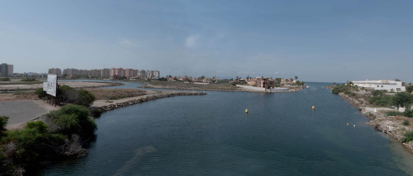 3 soverom Villa til salgs i La Manga del Mar Menor med svømmebasseng garasje - € 780 000 (Ref: 10011804)