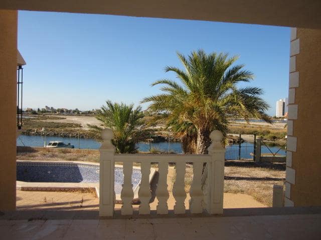 3 soverom Villa til salgs i La Manga del Mar Menor med svømmebasseng garasje - € 780 000 (Ref: 10011804)