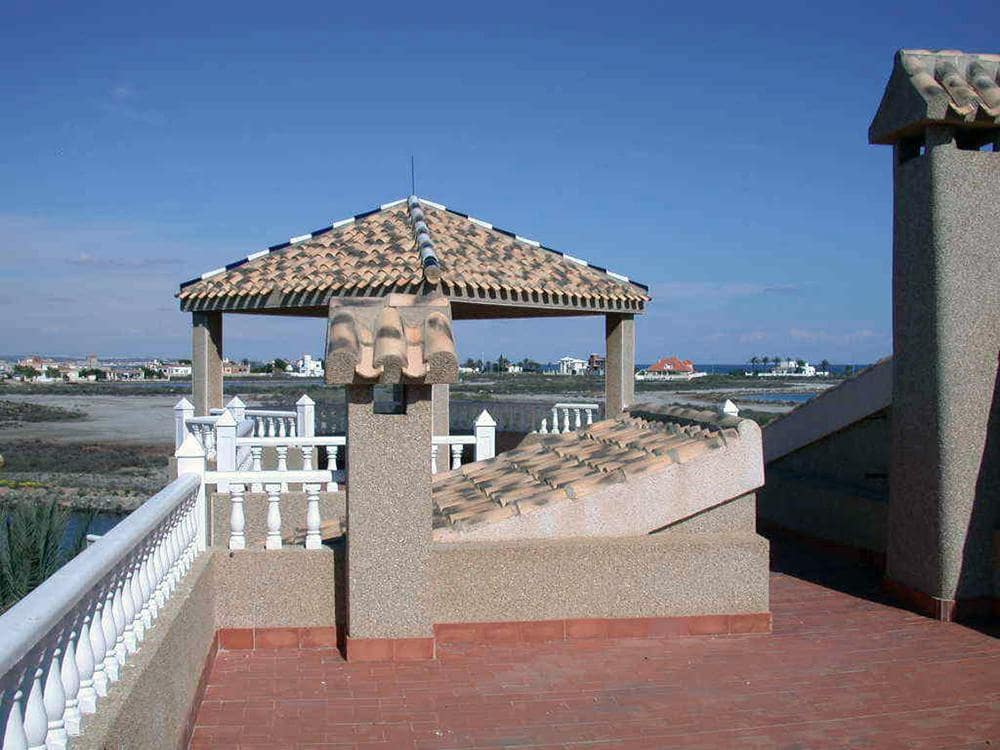 3 soverom Villa til salgs i La Manga del Mar Menor med svømmebasseng garasje - € 780 000 (Ref: 10011804)
