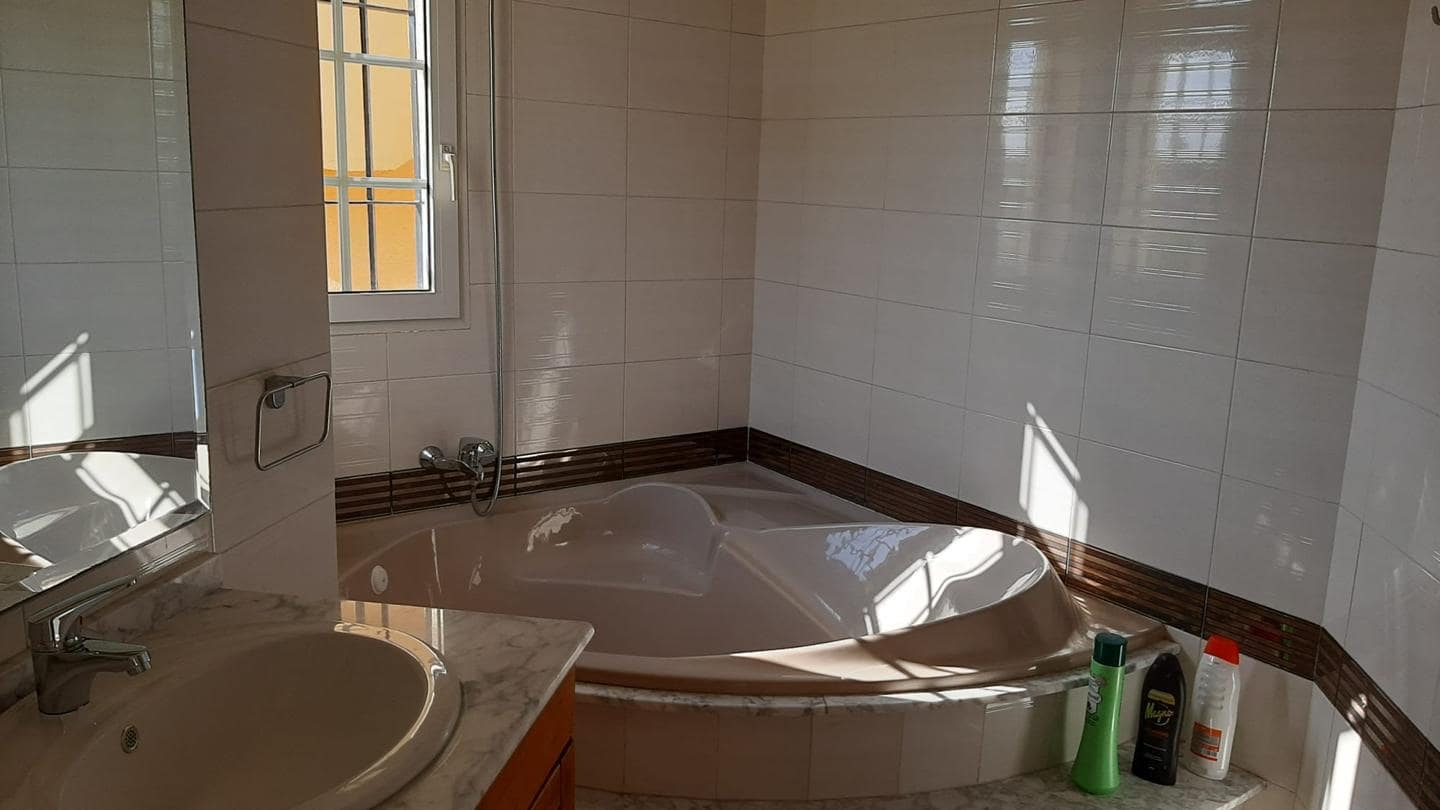3 soverom Villa til salgs i La Manga del Mar Menor med svømmebasseng garasje - € 780 000 (Ref: 10011804)