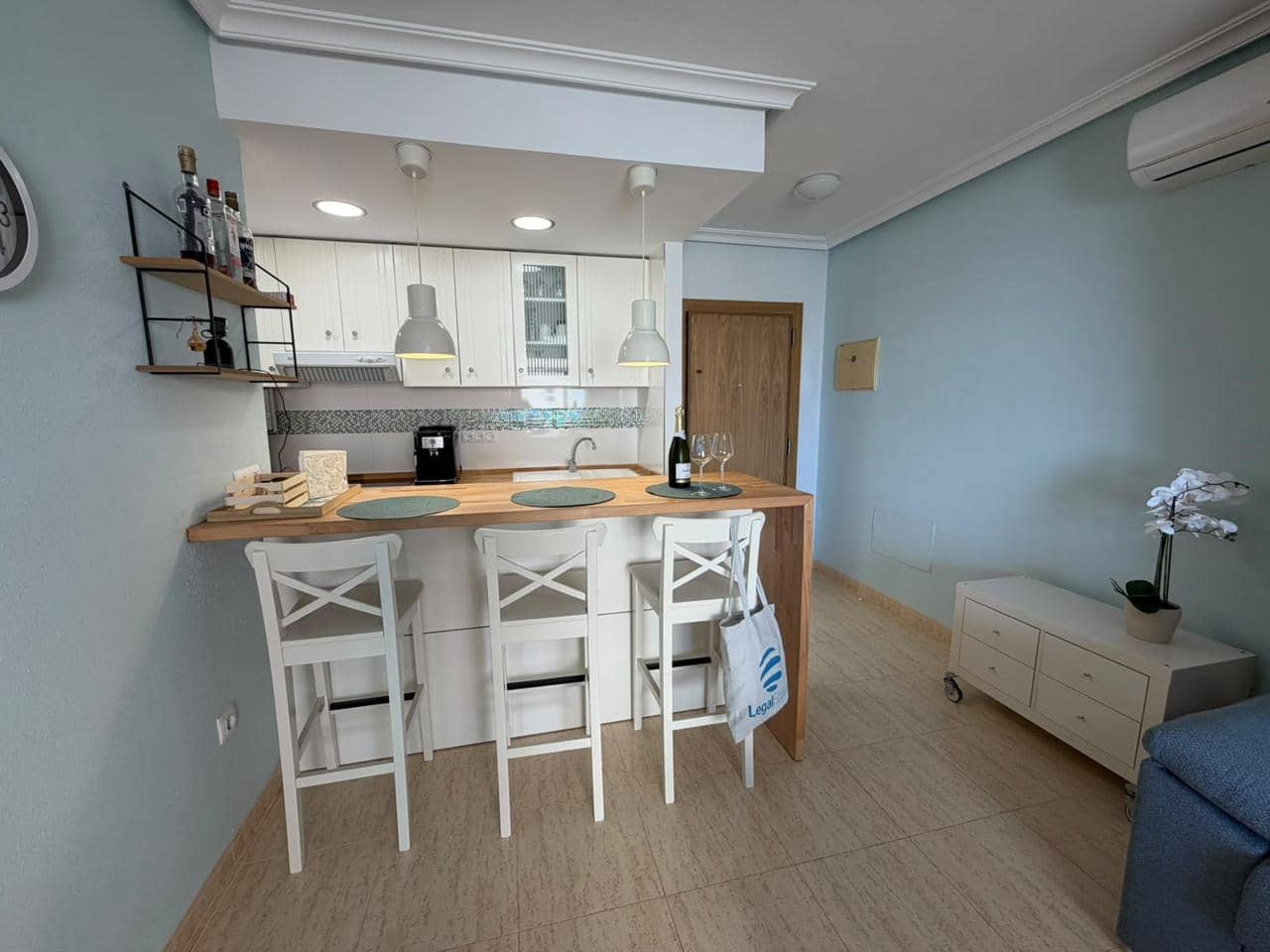1 slaapkamer Flat te koop in La Manga del Mar Menor met zwembad garage - € 140.000 (Ref: 10016868)