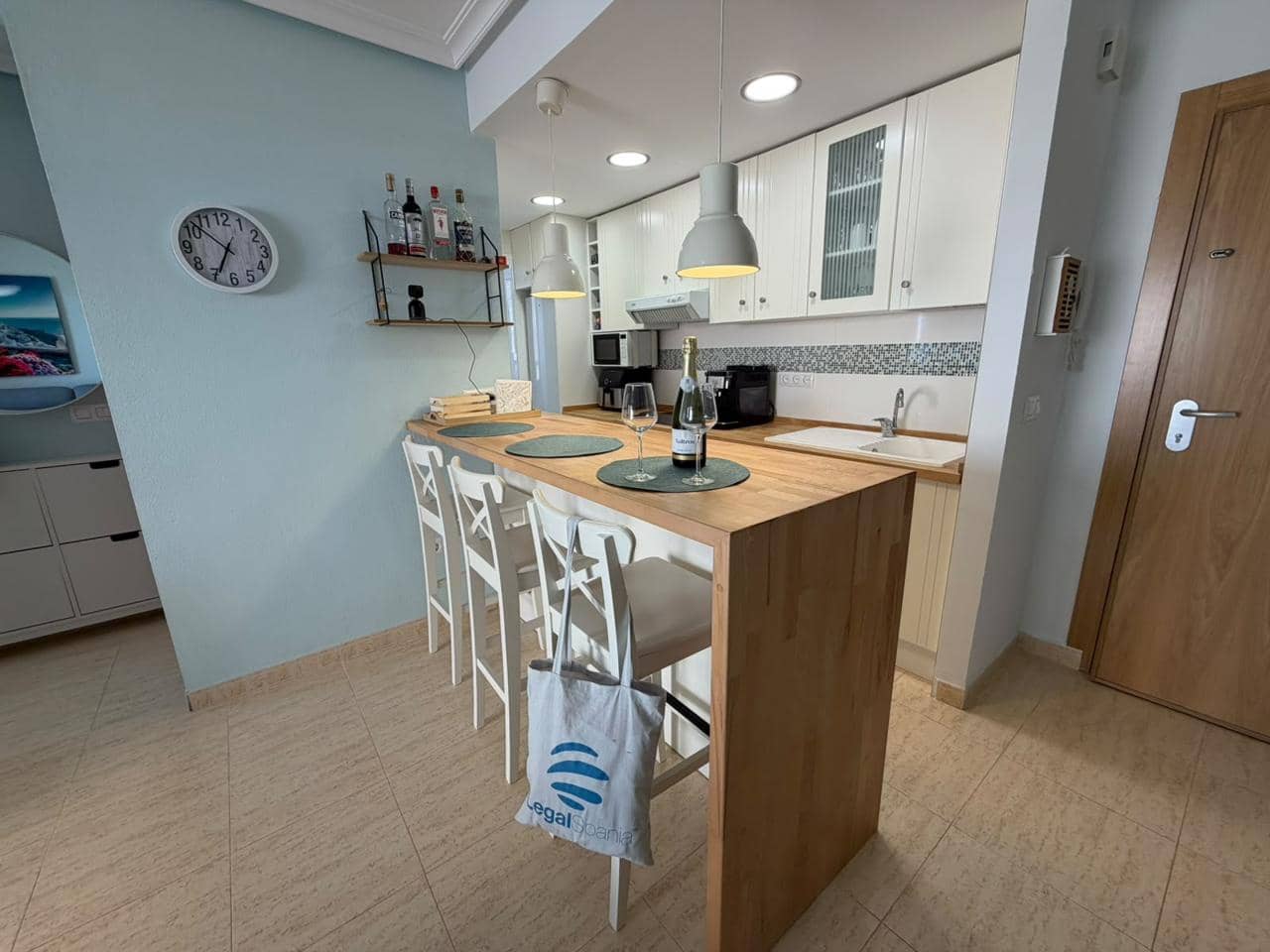 1 slaapkamer Flat te koop in La Manga del Mar Menor met zwembad garage - € 140.000 (Ref: 10016868)