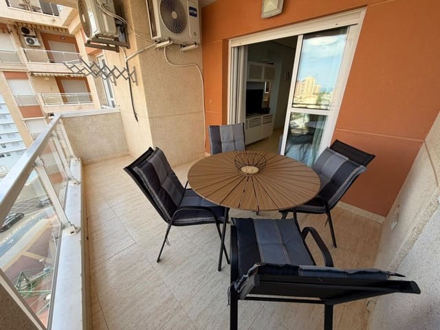 1 slaapkamer Flat te koop in La Manga del Mar Menor met zwembad garage - € 140.000 (Ref: 10016868)