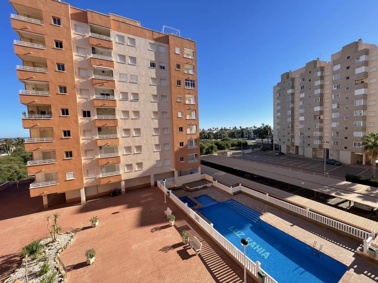 1 makuuhuone Asunto myytävänä paikassa La Manga del Mar Menor mukana uima-altaan 
autotalli - 135 000 € (Ref: 10021776)