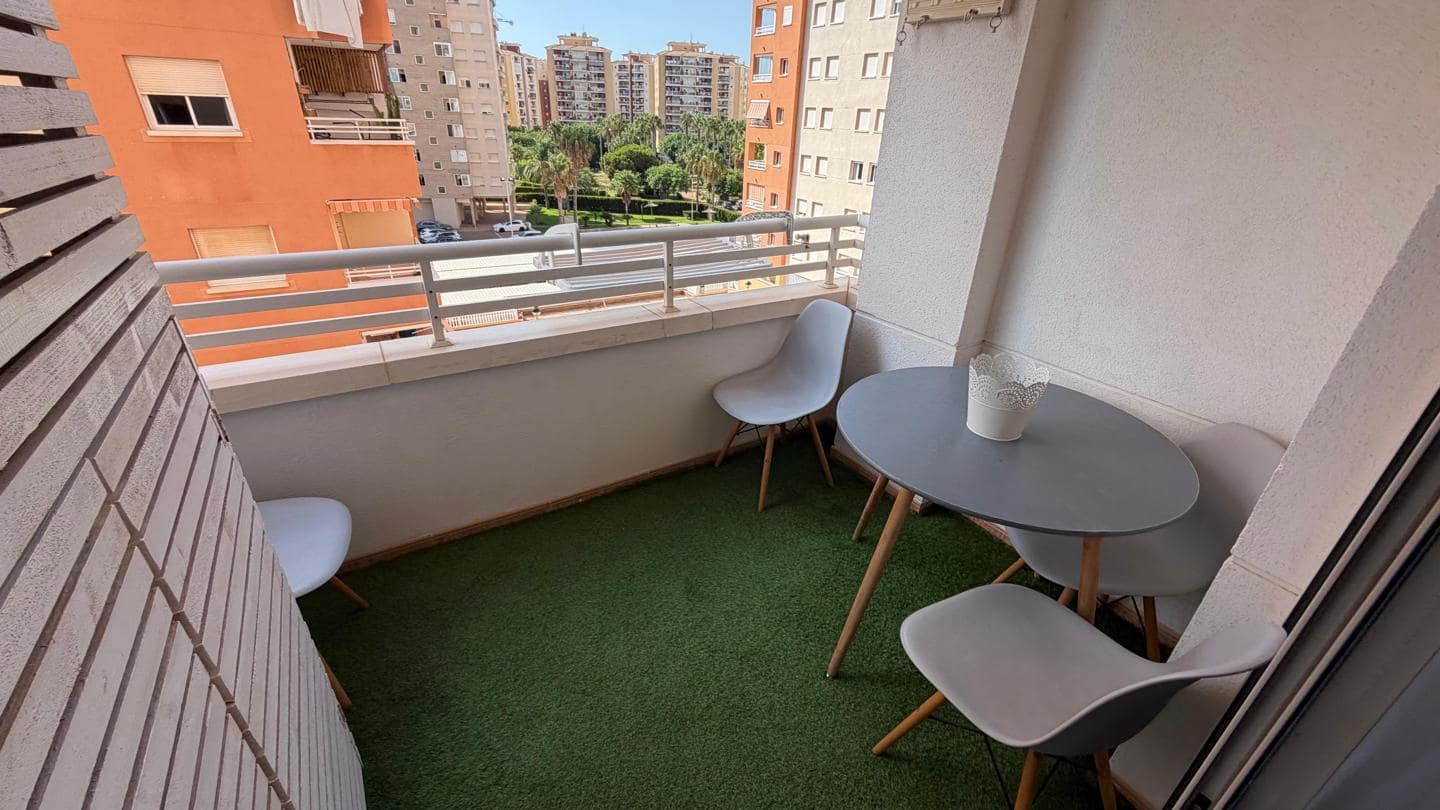 1 makuuhuone Asunto myytävänä paikassa La Manga del Mar Menor mukana uima-altaan 
autotalli - 135 000 € (Ref: 10021776)