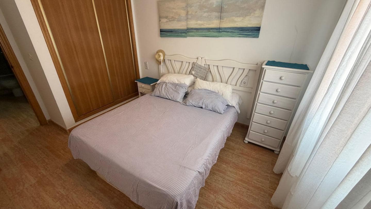 1 makuuhuone Asunto myytävänä paikassa La Manga del Mar Menor mukana uima-altaan 
autotalli - 135 000 € (Ref: 10021776)