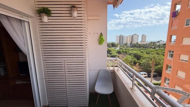Piso de 1 habitación en La Manga del Mar Menor en venta con piscina garaje - 135.000 € (Ref: 10021776)