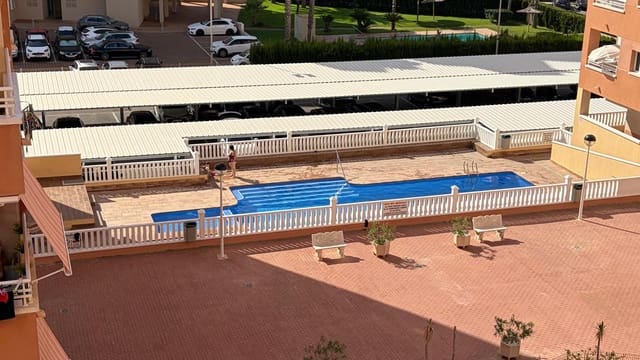 Piso de 1 habitación en La Manga del Mar Menor en venta con piscina garaje - 135.000 € (Ref: 10021776)