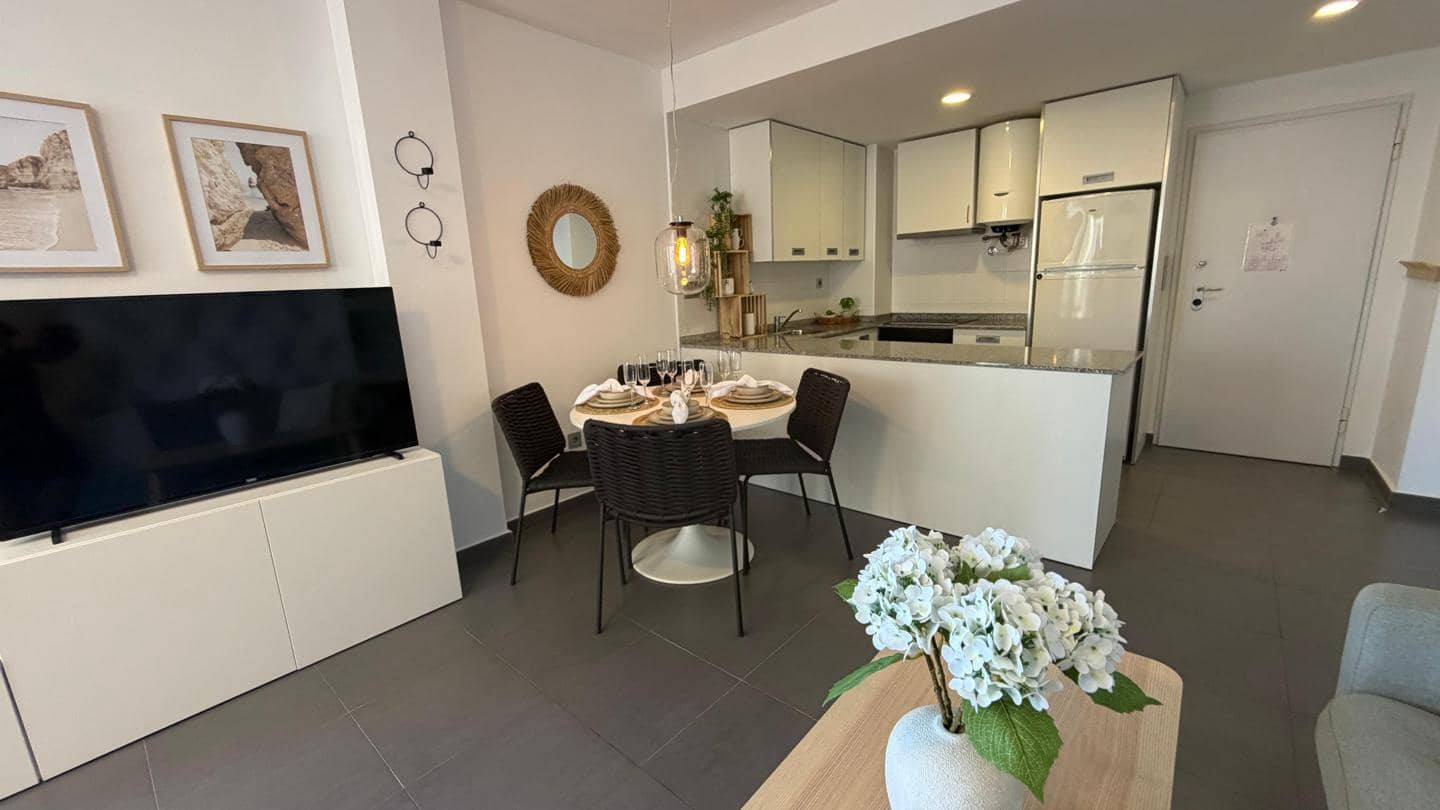 2 bedroom Flat for sale in La Manga del Mar Menor with pool garage - € 239,000 (Ref: 10023732)