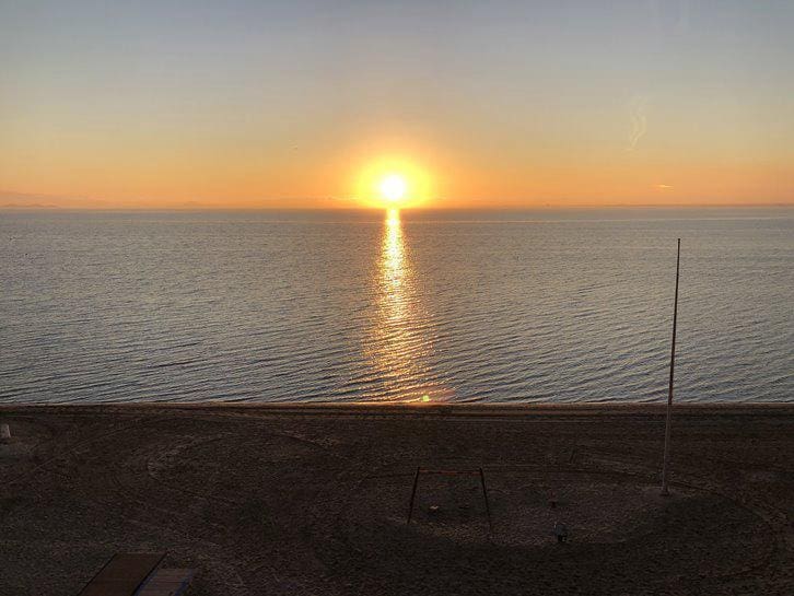 Piso de 2 habitaciones en La Manga del Mar Menor en venta con piscina - 185.000 € (Ref: 10024930)