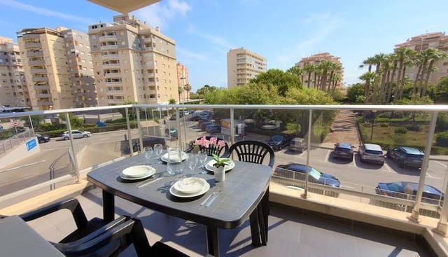 Piso de 2 habitaciones en La Manga del Mar Menor en venta con piscina - 185.000 € (Ref: 10024930)