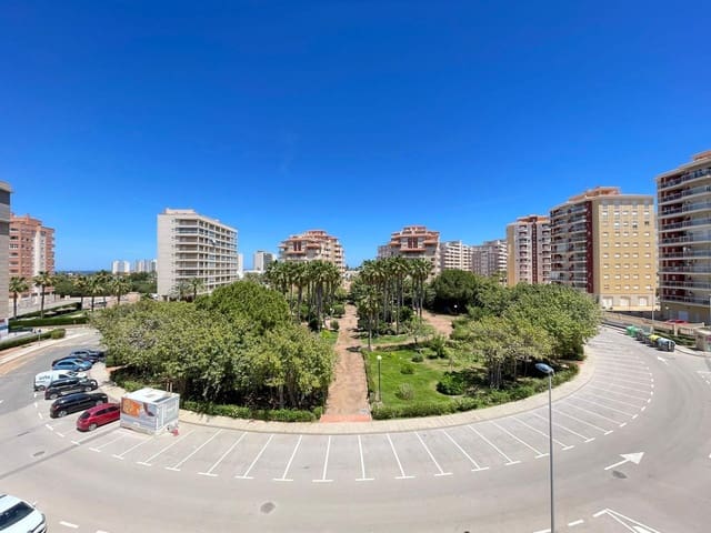 Piso de 2 habitaciones en La Manga del Mar Menor en venta con piscina - 185.000 € (Ref: 10024930)