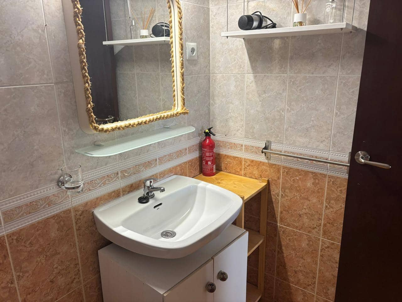 1 makuuhuone Asunto myytävänä paikassa La Manga del Mar Menor mukana uima-altaan - 118 000 € (Ref: 10077182)