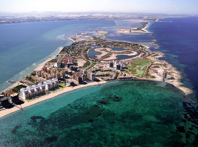 2 chambre Appartement à vendre à La Manga del Mar Menor avec piscine garage - 289 000 € (Ref: 10084937)