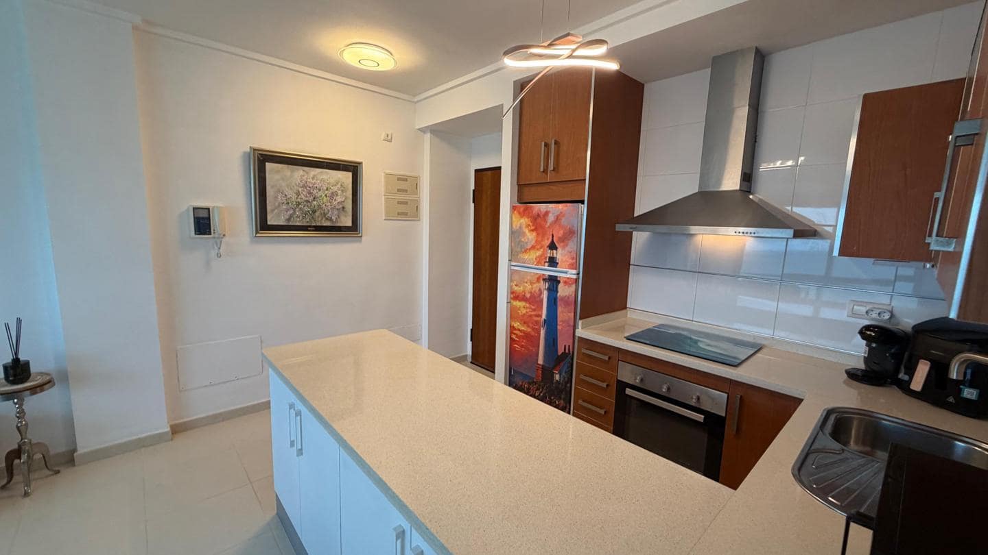 2 chambre Appartement à vendre à La Manga del Mar Menor avec piscine garage - 289 000 € (Ref: 10084937)