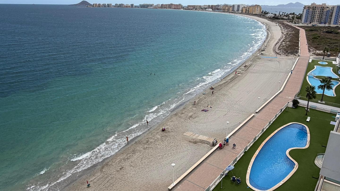 2 chambre Appartement à vendre à La Manga del Mar Menor avec piscine garage - 289 000 € (Ref: 10084937)