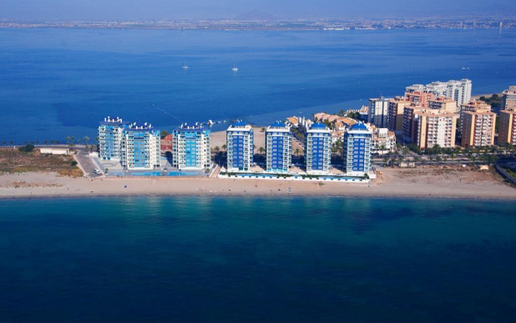 2 chambre Appartement à vendre à La Manga del Mar Menor avec piscine garage - 289 000 € (Ref: 10084937)