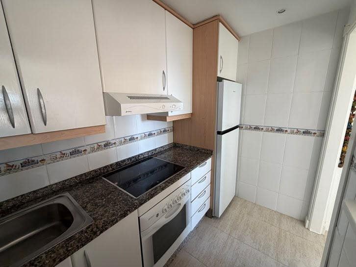Piso de 1 habitación en La Manga del Mar Menor en venta con piscina - 145.000 € (Ref: 10113403)