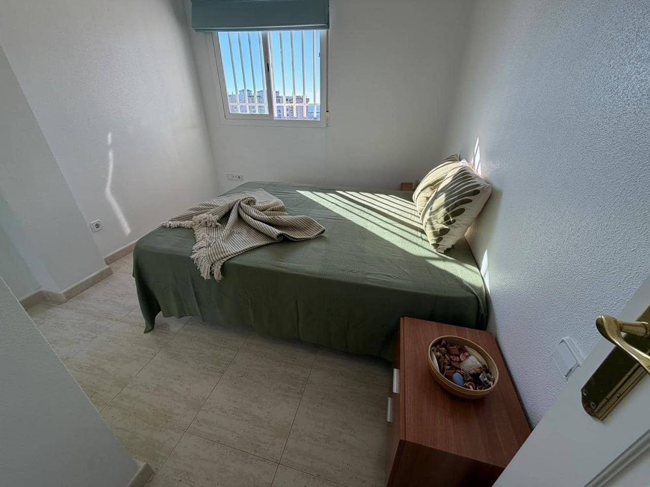 Piso de 1 habitación en La Manga del Mar Menor en venta con piscina - 145.000 € (Ref: 10113403)